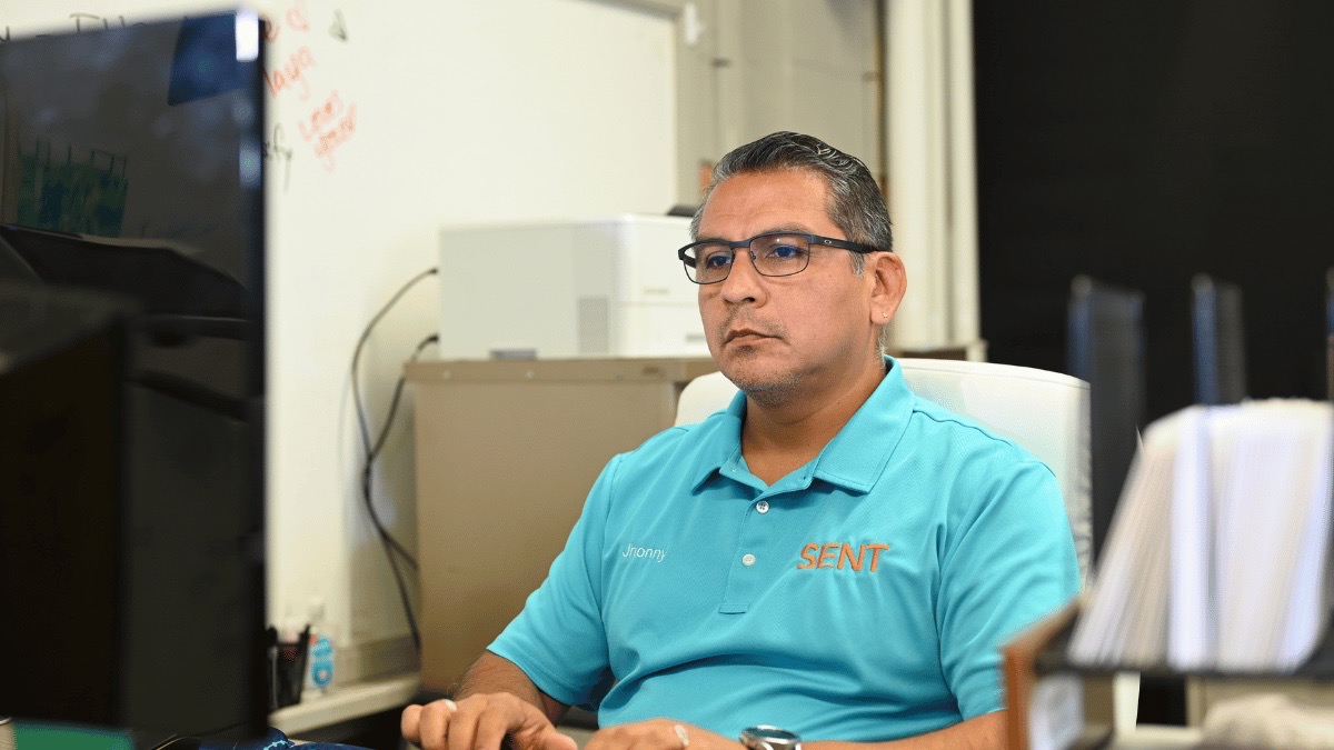 SENT Website Photos - Staff Jhonny